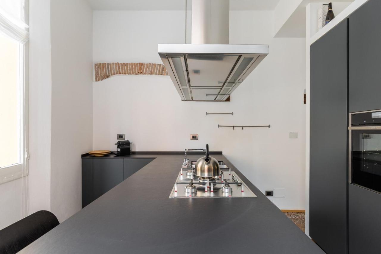 Altabella Design Apartment By Wonderful Italy Bologna Exterior foto